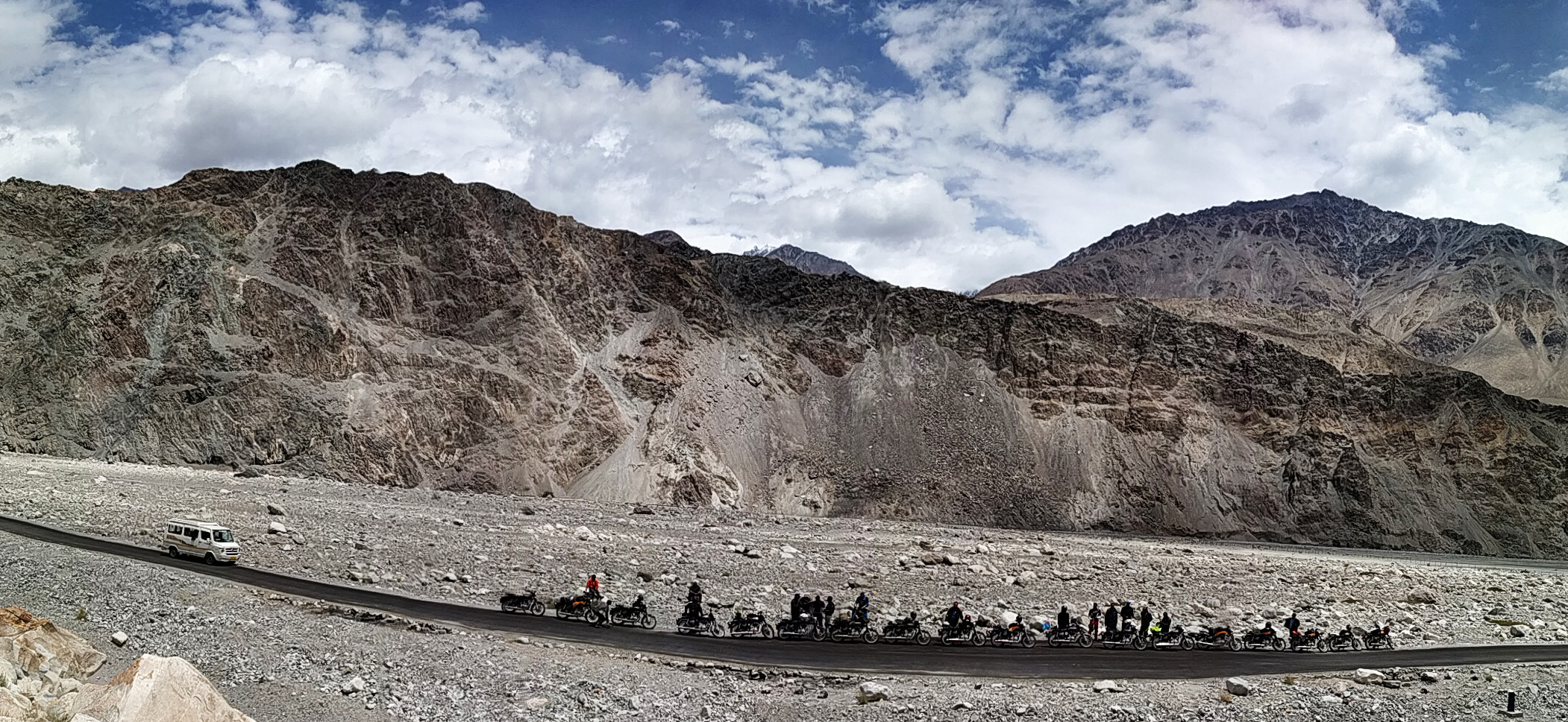 PANGONG TSO LAKE TO HUNDER