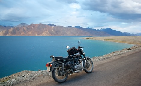 Pangong Tso lake to Leh