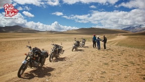 the-himalaya-bike-tour-that-gives-you-an-experience-of-a-lifetime